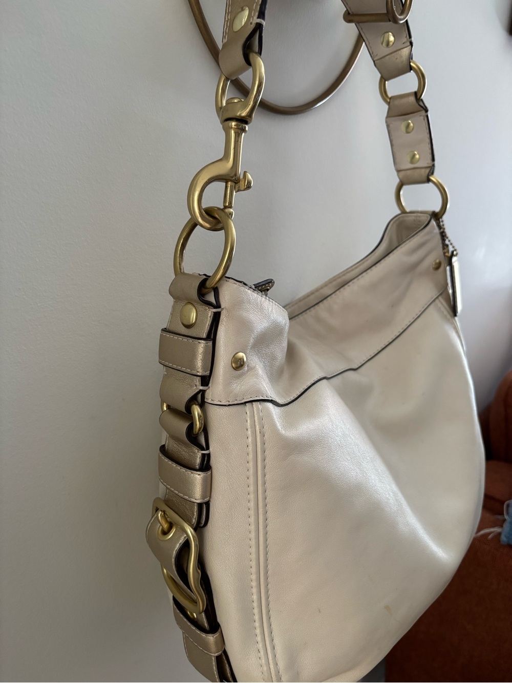 Coach Maggie White Leather Hobo Shoulder Bag Style 12939! - Picture 5 of 15